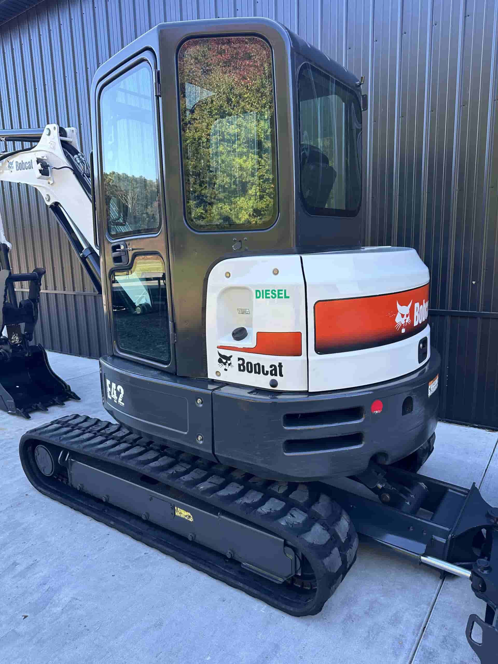 2017 BOBCAT E42
